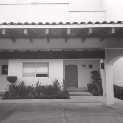 Cuatro Arquitectos e Ingenierios Fujiyama